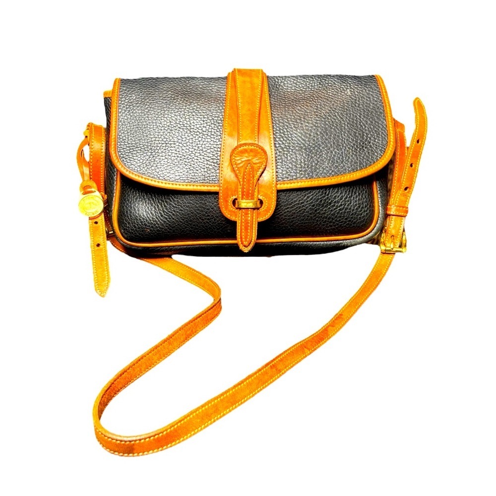 Dooney & Bourke Vintage all weather leather bag. In good used condition.